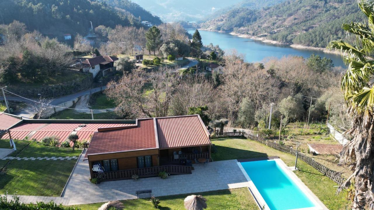 Casa Dos Cortinhais Вієйра-ду-Міню Екстер'єр фото